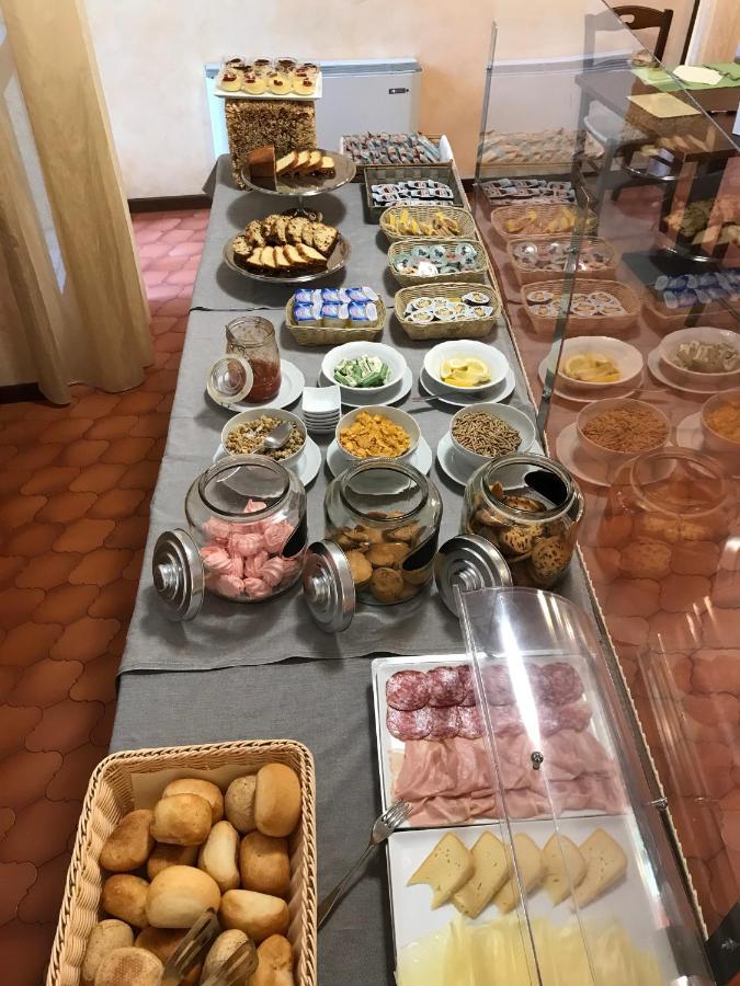 Albergo Villa Angela Toscolano Maderno Ngoại thất bức ảnh