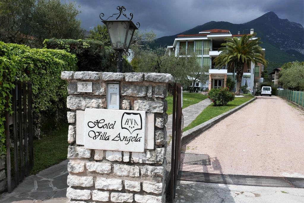 Albergo Villa Angela Toscolano Maderno Ngoại thất bức ảnh